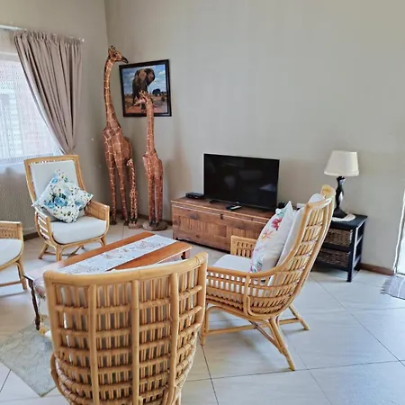 Millstream Inn Guest House Skeerpoort Room photo